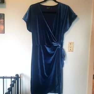 Reitmans L Velvet Navy Blue Occasion wrap Dress